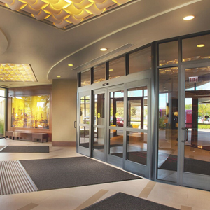 commercial door specialist Miami Lakes